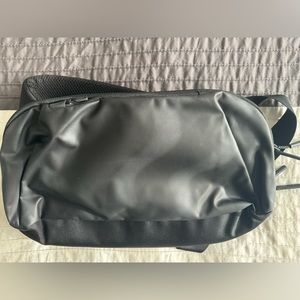 Aer Tech Sling-Black